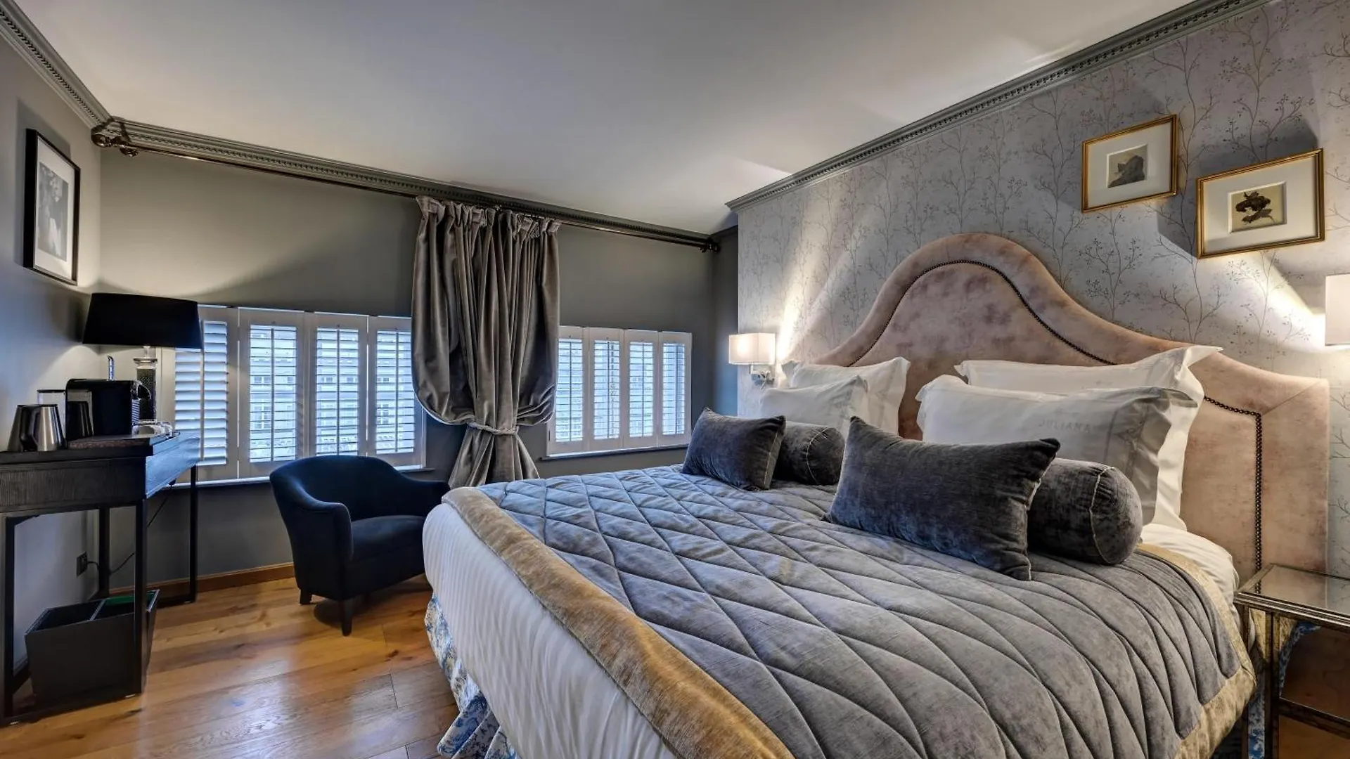 Juliana Hotel Brussels 5*,
